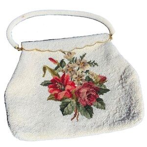 Vintage 1950’s Beaded Floral Purse